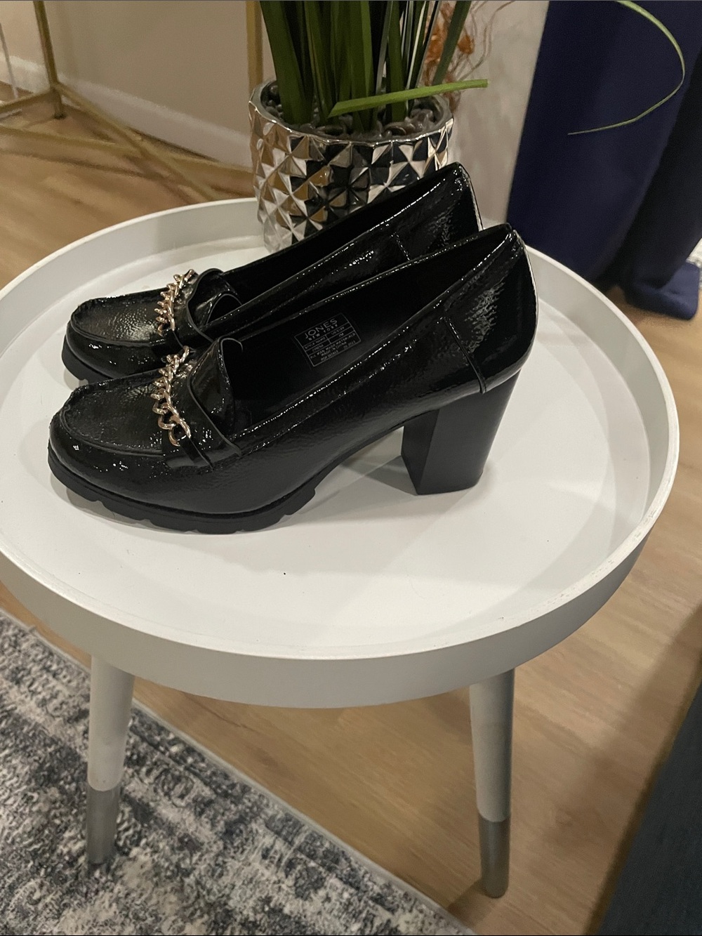 Jones New York Black Patent Loafers with Gold Chain